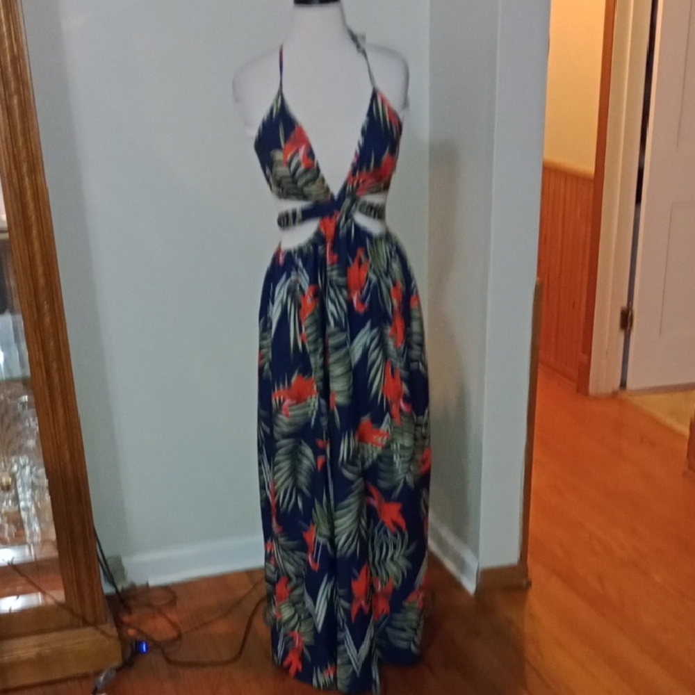 NWOT Tropical Print Halter Maxi Dress With Cut Outs 8/10